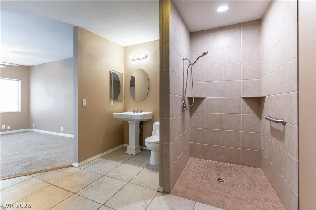 2112 Perliter, North Las Vegas, NV 89030