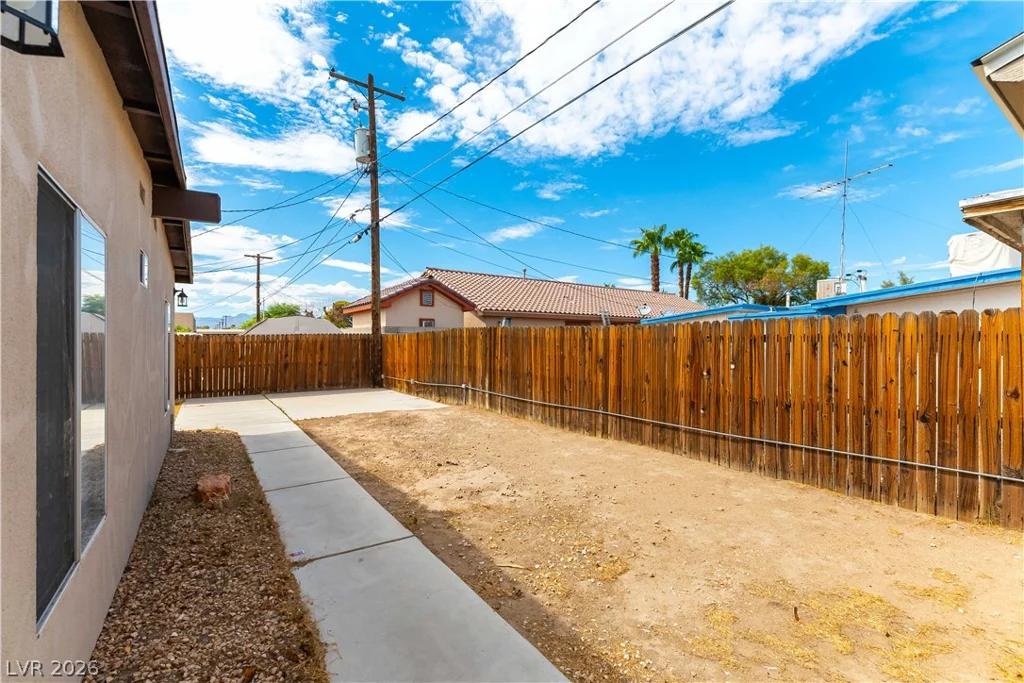 2112 Perliter, North Las Vegas, NV 89030