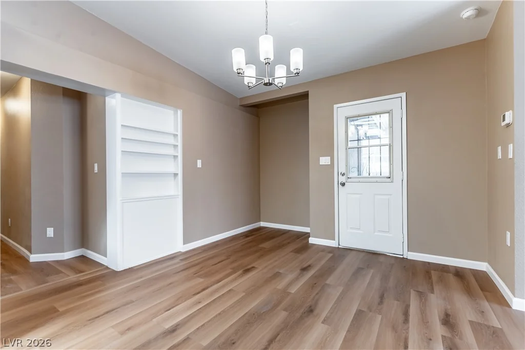 2112 Perliter, North Las Vegas, NV 89030