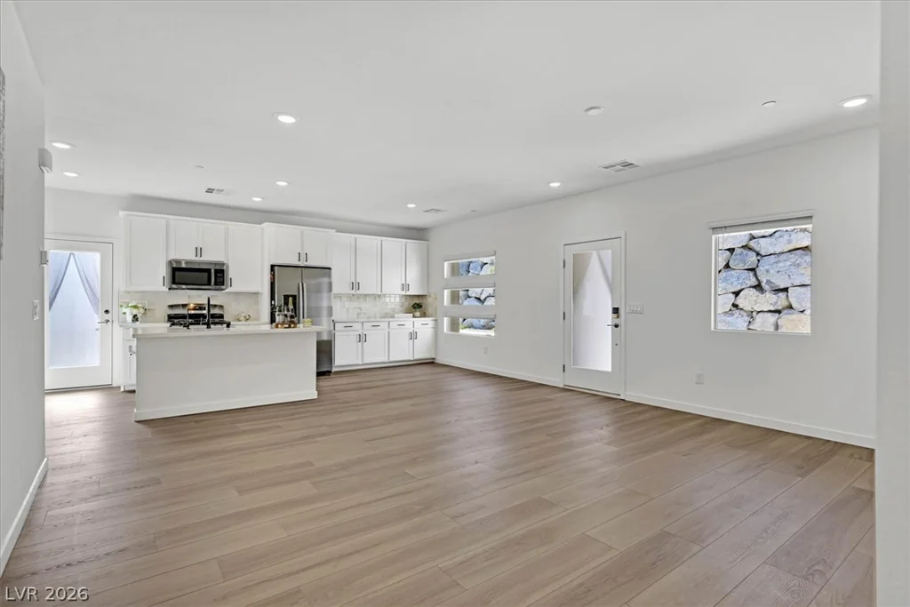 881 Regent Terrace, Las Vegas, NV 89138