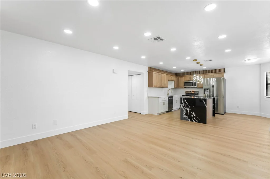 1017 Falconhead, Las Vegas, NV 89128