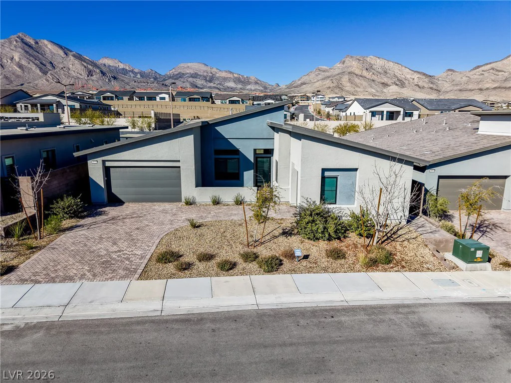 477 Highview Ridge, Las Vegas, NV 89138