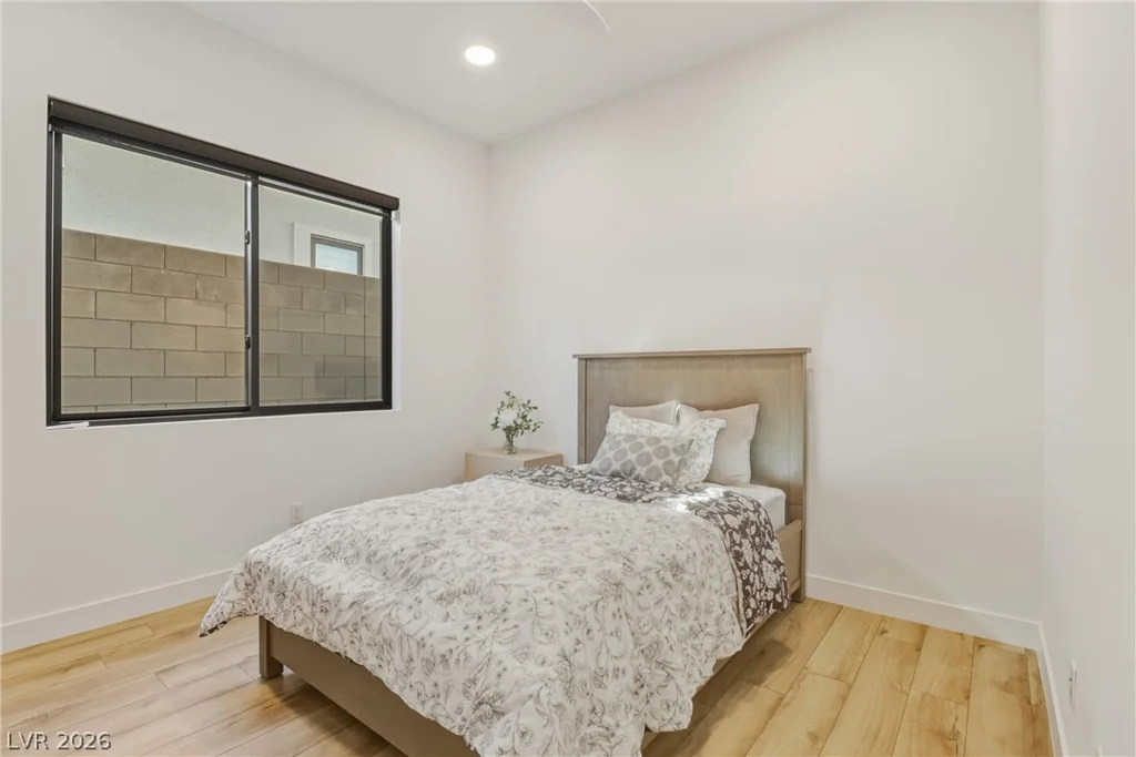 477 Highview Ridge, Las Vegas, NV 89138