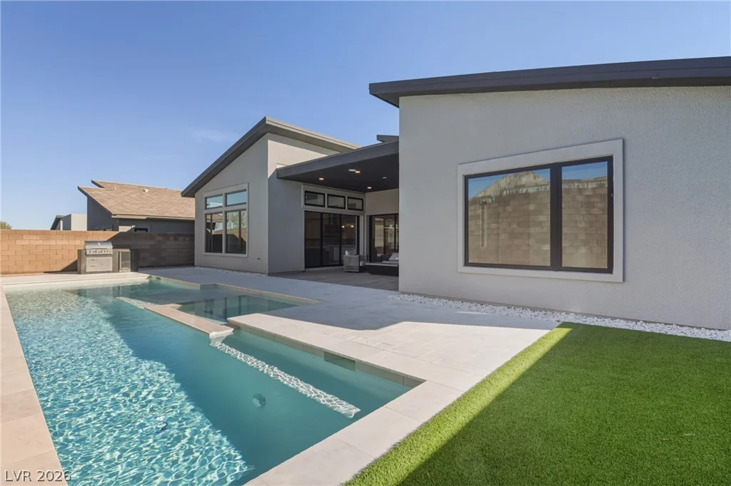 477 Highview Ridge, Las Vegas, NV 89138