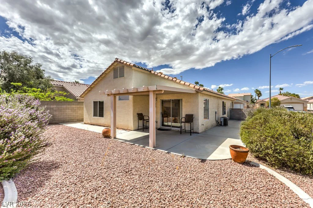 9438 Natoma Station, Las Vegas, NV 89123