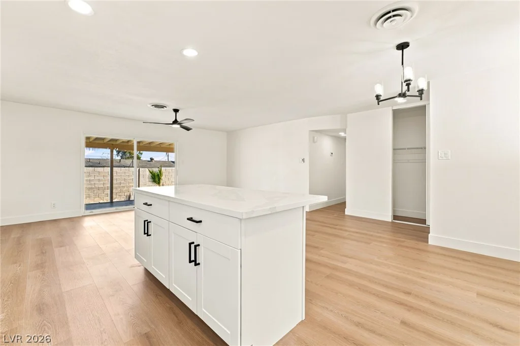 120 Linden, Henderson, NV 89015