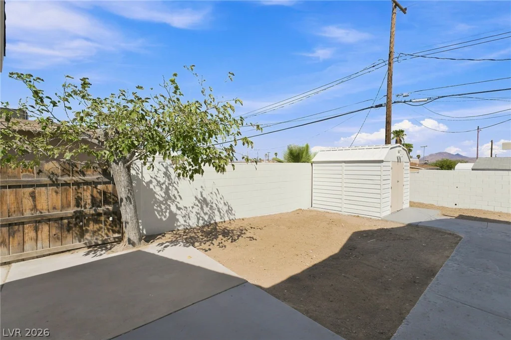 120 Linden, Henderson, NV 89015