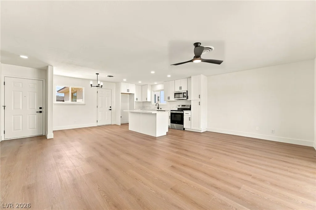 120 Linden, Henderson, NV 89015