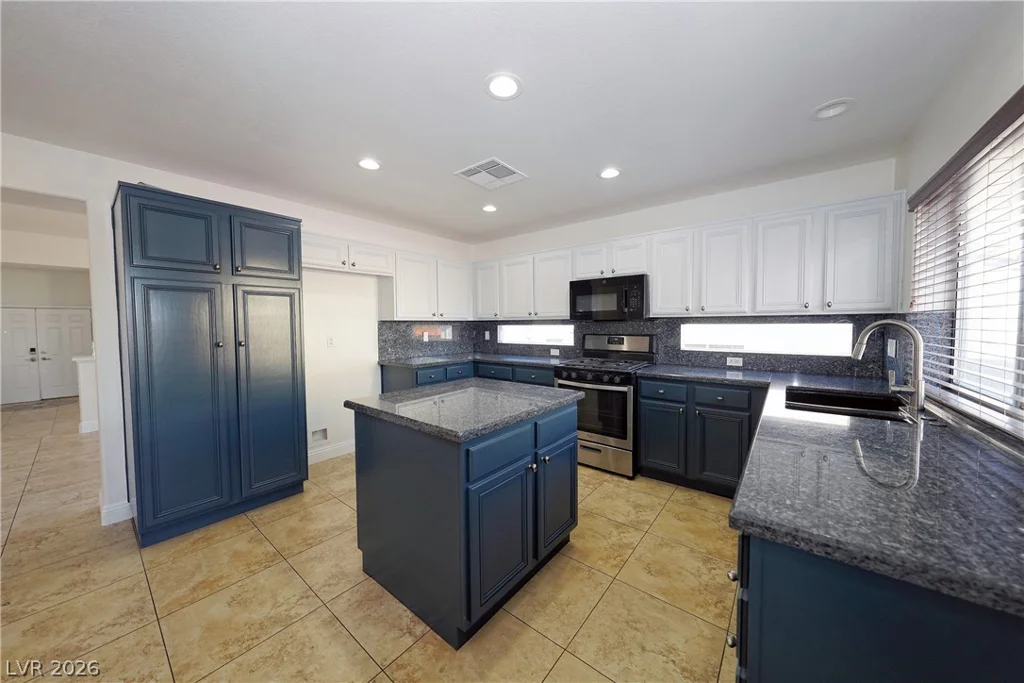1002 Nimitz, Henderson, NV 89002