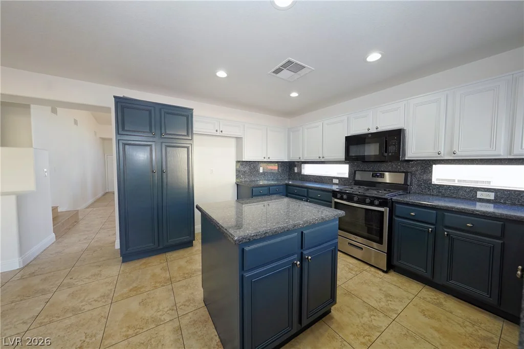 1002 Nimitz, Henderson, NV 89002