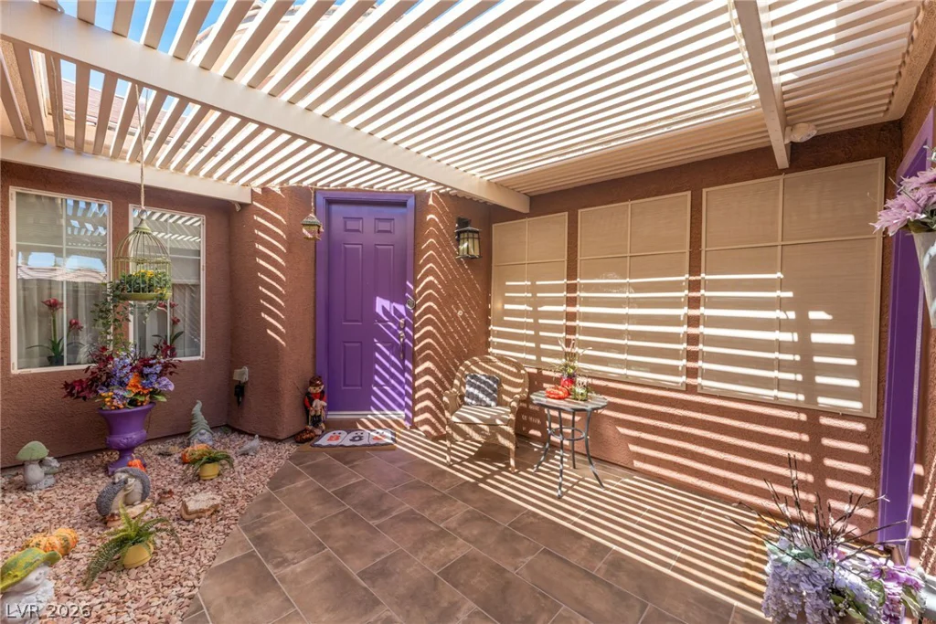 7324 Royal Melbourne, Las Vegas, NV 89131