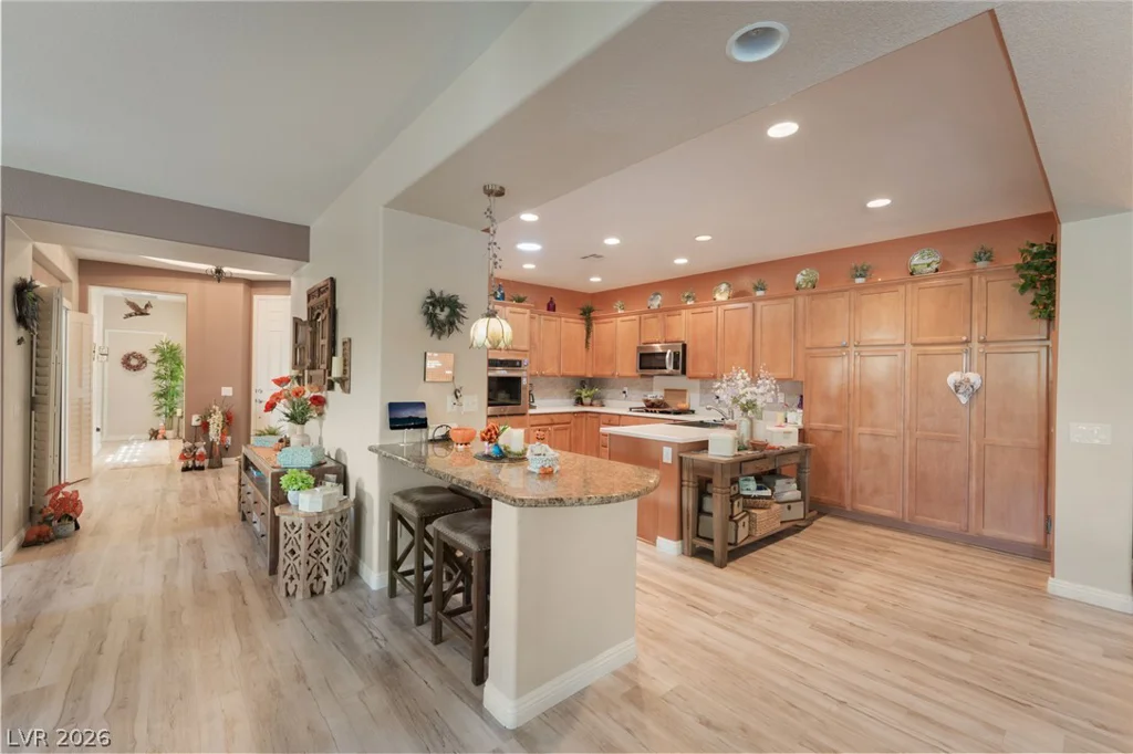 7324 Royal Melbourne, Las Vegas, NV 89131