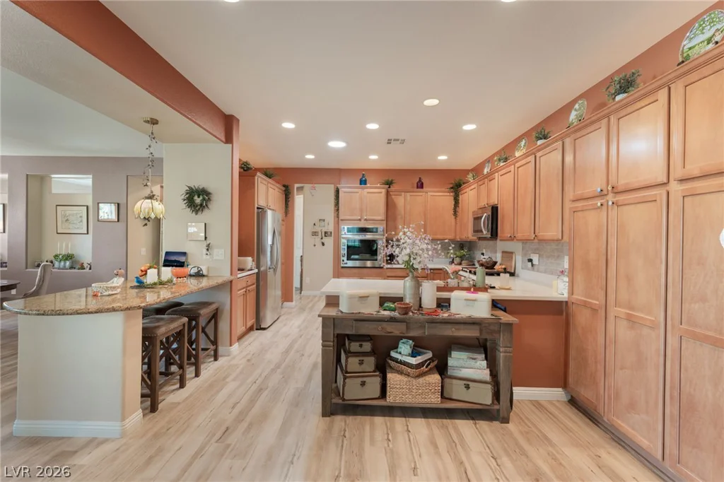 7324 Royal Melbourne, Las Vegas, NV 89131