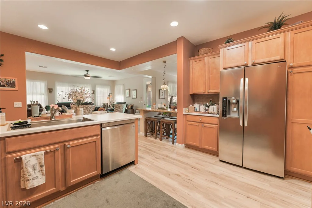7324 Royal Melbourne, Las Vegas, NV 89131