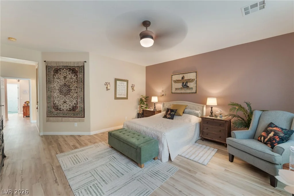7324 Royal Melbourne, Las Vegas, NV 89131