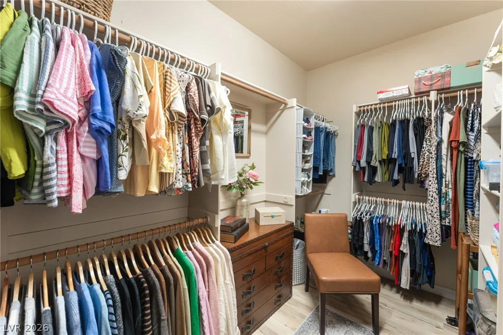 7324 Royal Melbourne, Las Vegas, NV 89131