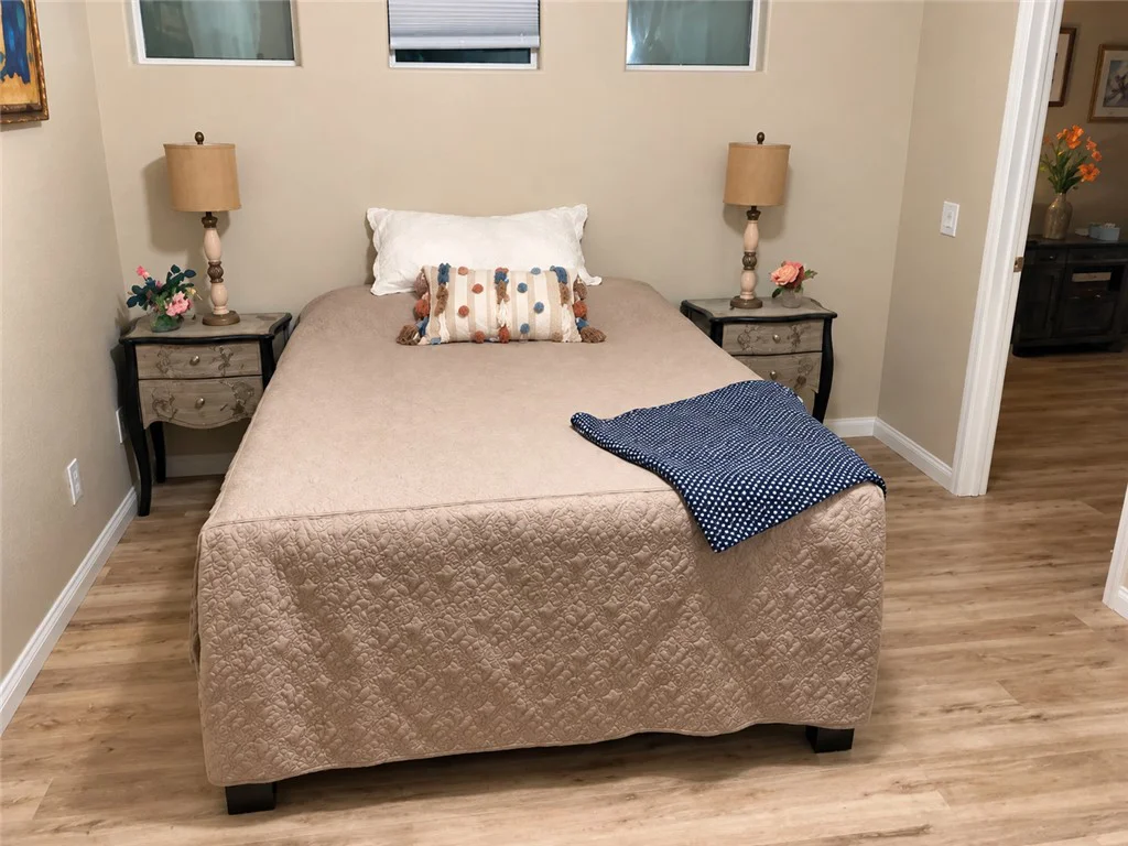 7324 Royal Melbourne, Las Vegas, NV 89131