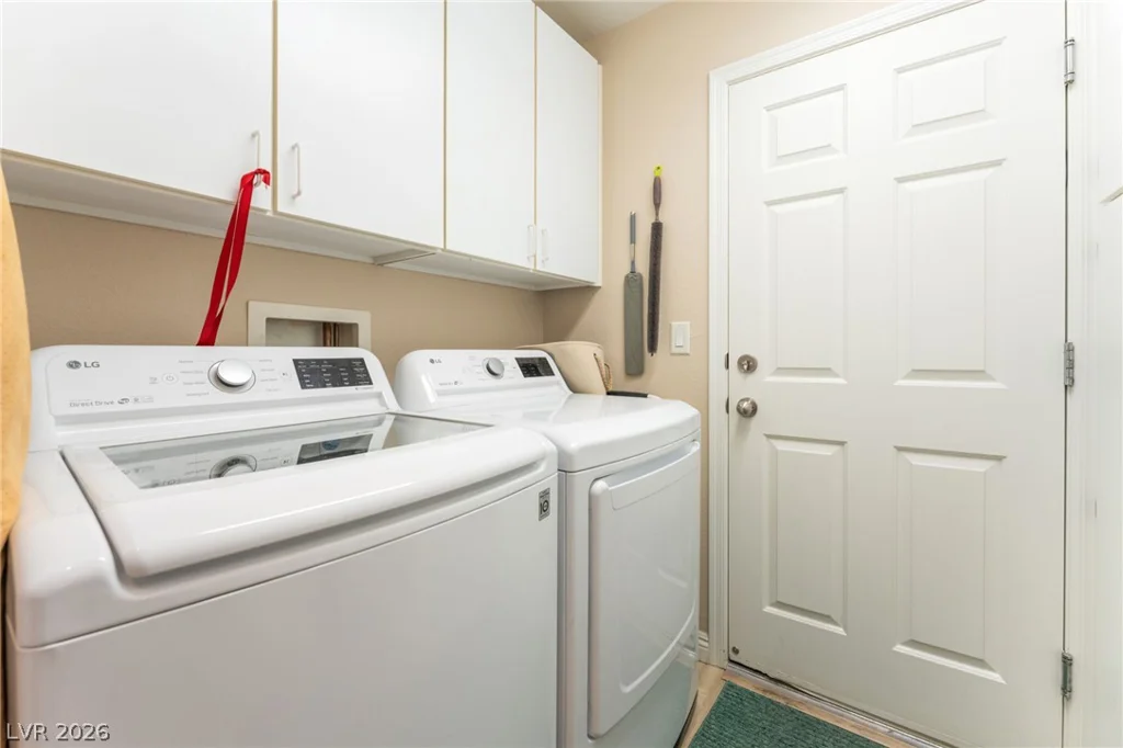 7324 Royal Melbourne, Las Vegas, NV 89131
