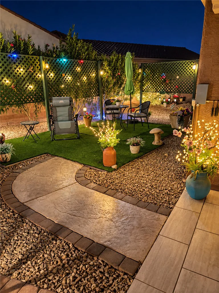 7324 Royal Melbourne, Las Vegas, NV 89131