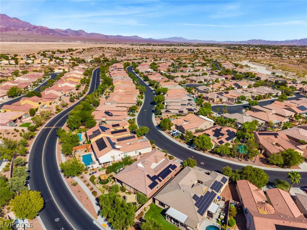 7324 Royal Melbourne, Las Vegas, NV 89131
