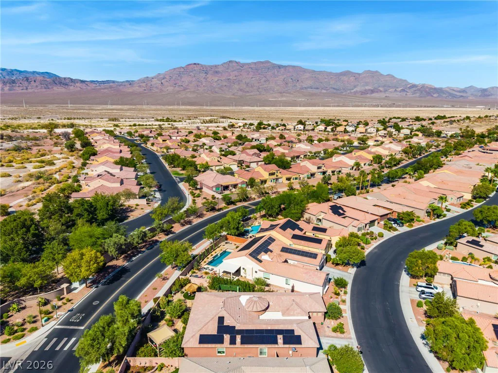 7324 Royal Melbourne, Las Vegas, NV 89131