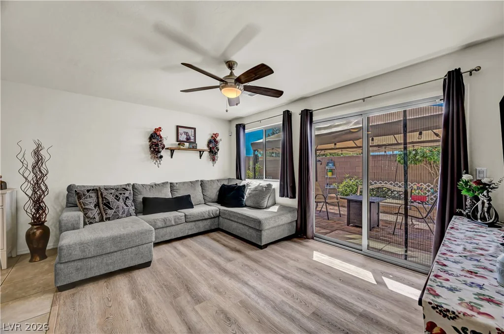 4389 Panther Cove, Las Vegas, NV 89115