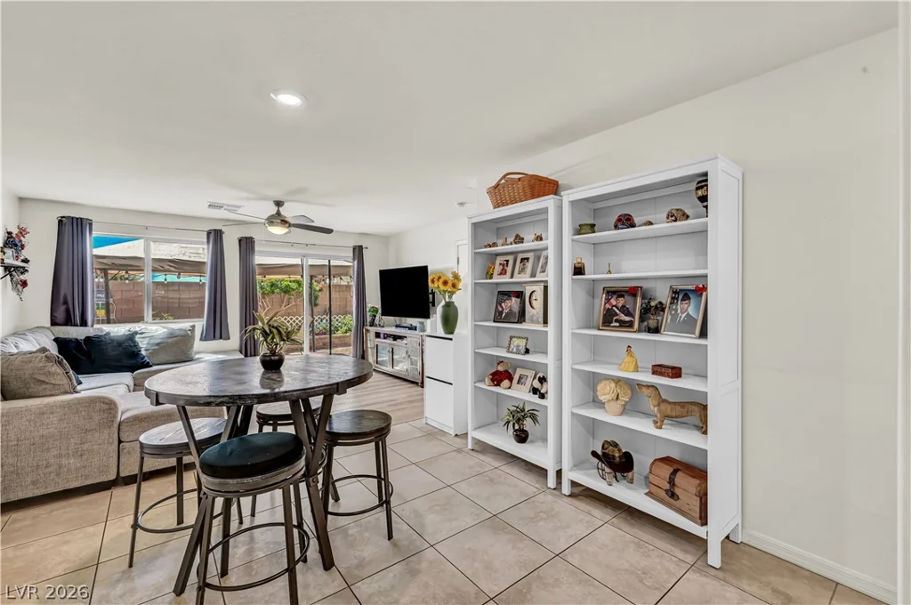 4389 Panther Cove, Las Vegas, NV 89115