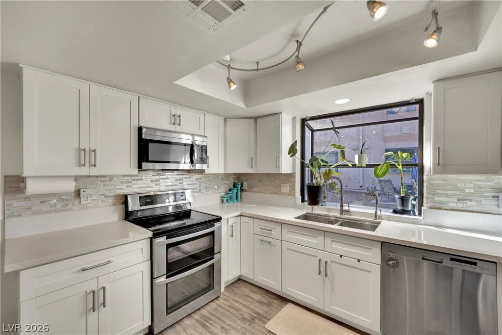 3373 Milenko, Las Vegas, NV 89121