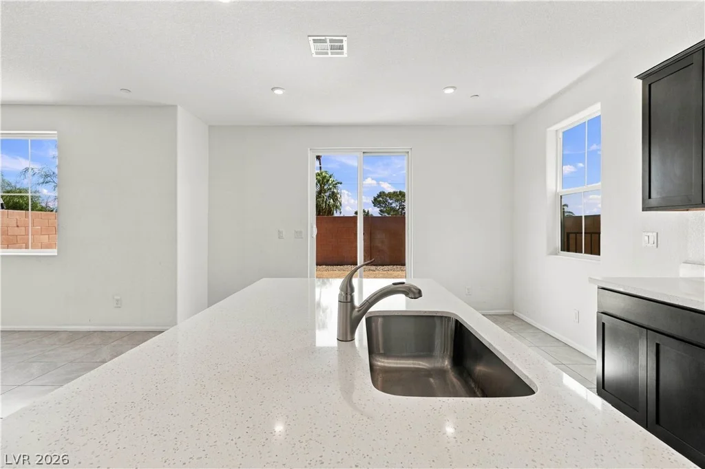 1948 Nitida, Las Vegas, NV 89106