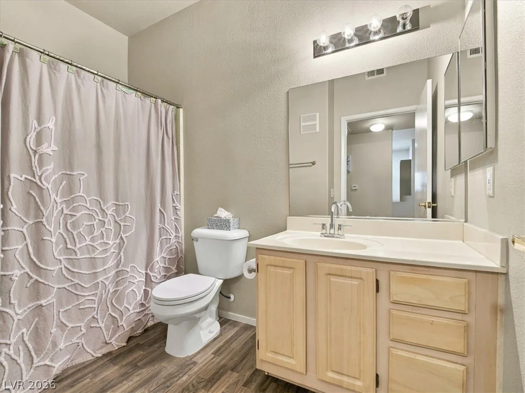 5655 Sahara, Las Vegas, NV 89142