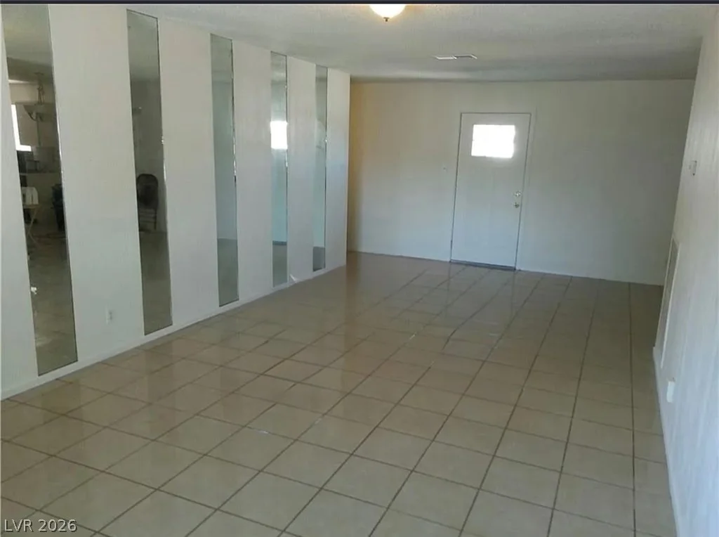 7120 Pinedale, Las Vegas, NV 89145