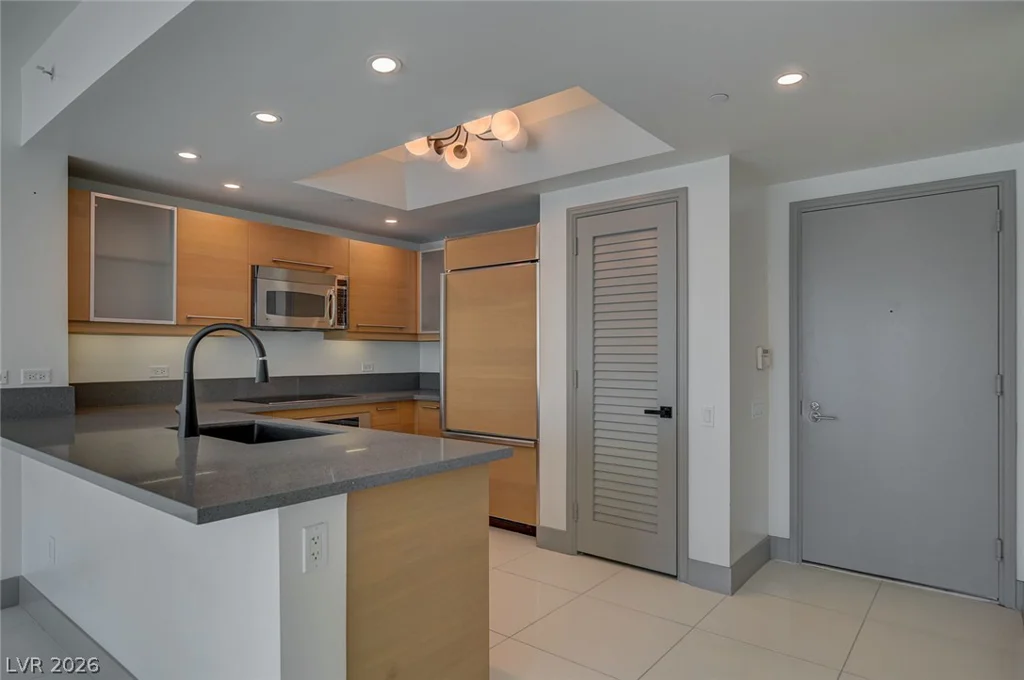 222 Karen, Las Vegas, NV 89109