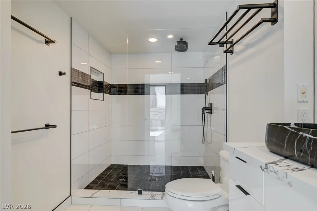 222 Karen, Las Vegas, NV 89109
