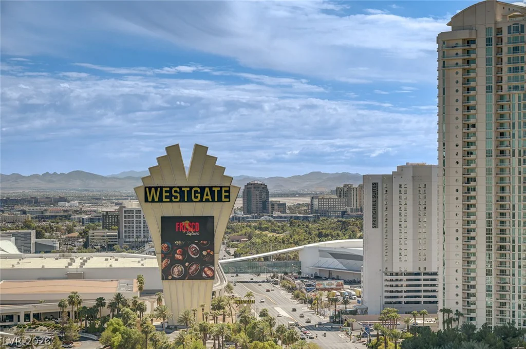 222 Karen, Las Vegas, NV 89109