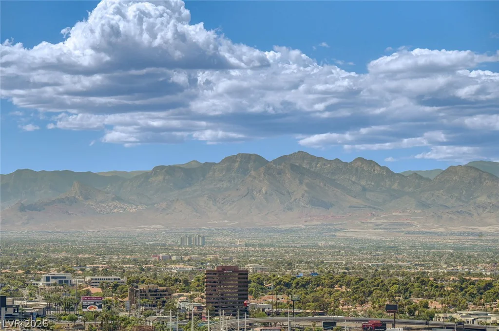 222 Karen, Las Vegas, NV 89109