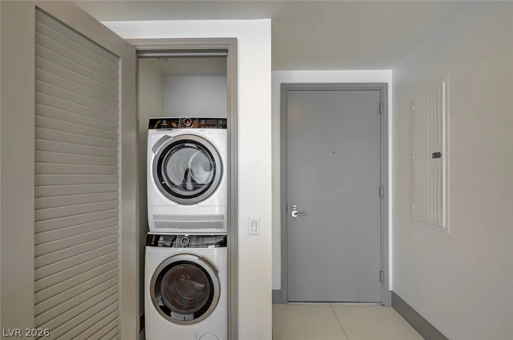 222 Karen, Las Vegas, NV 89109