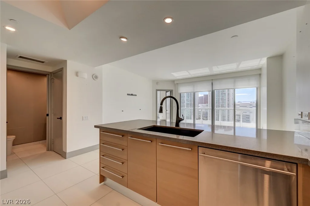 222 Karen, Las Vegas, NV 89109