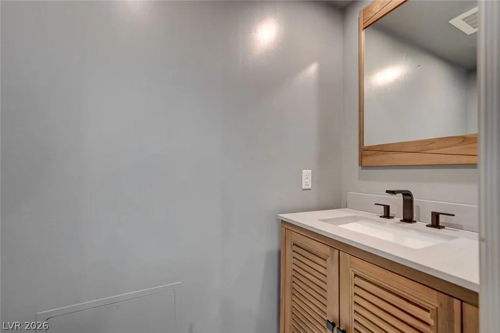 222 Karen, Las Vegas, NV 89109