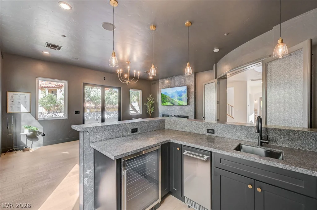 767 Dibasio, Henderson, NV 89012