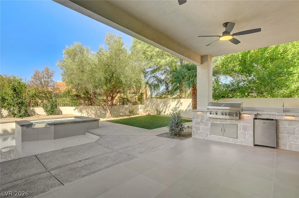 767 Dibasio, Henderson, NV 89012