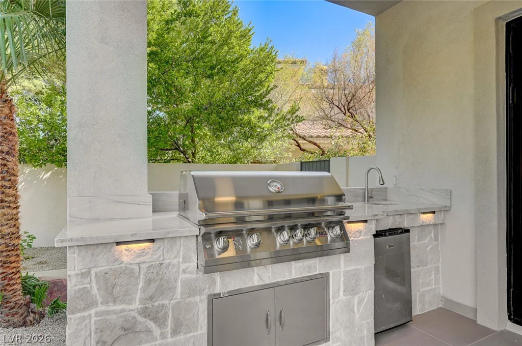 767 Dibasio, Henderson, NV 89012