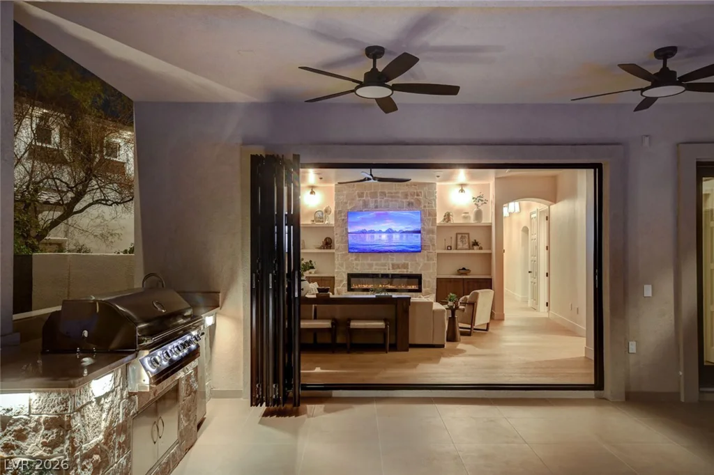 767 Dibasio, Henderson, NV 89012