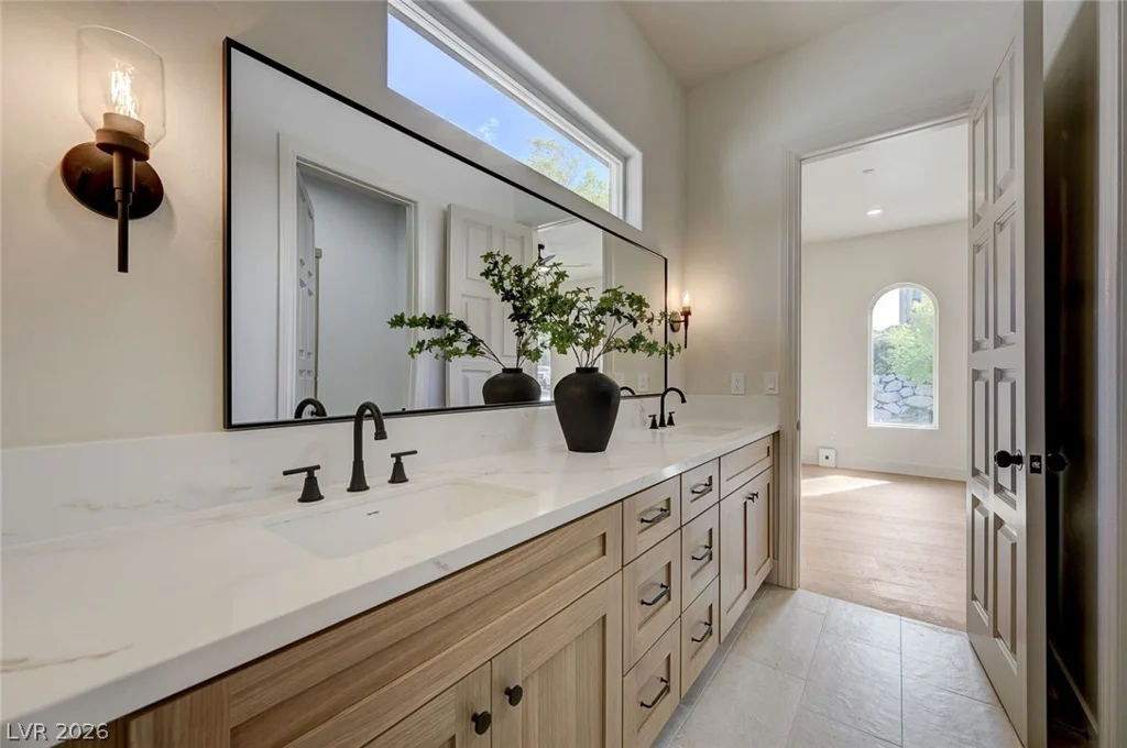 767 Dibasio, Henderson, NV 89012