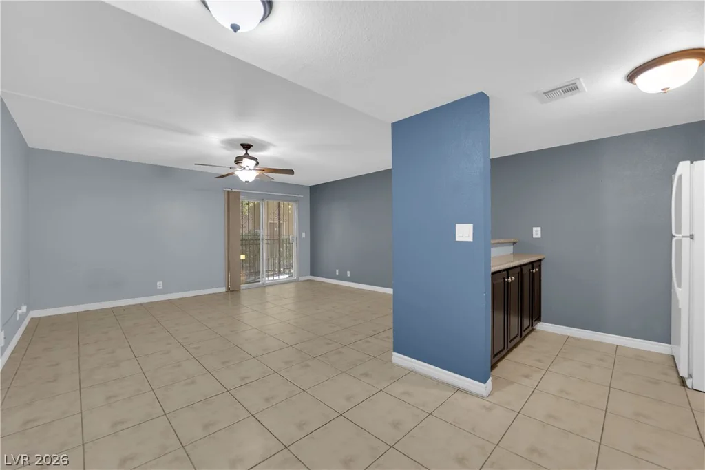 5242 River Glen, Las Vegas, NV 89103