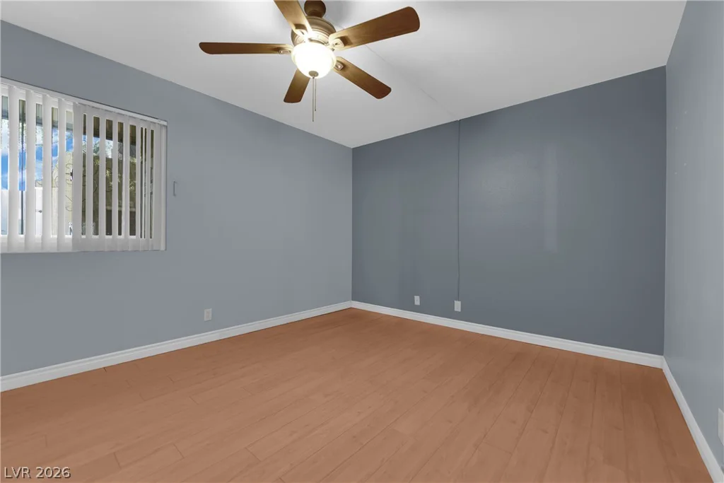 5242 River Glen, Las Vegas, NV 89103