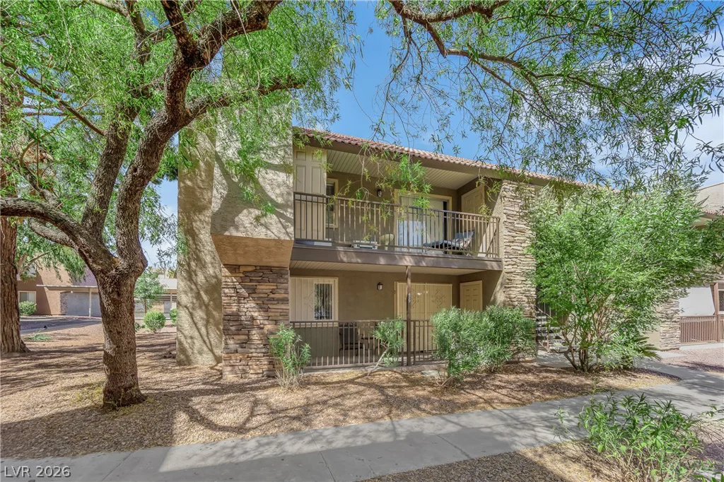 5242 River Glen, Las Vegas, NV 89103