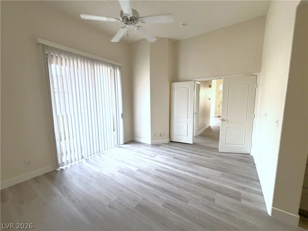 5125 Reno, Las Vegas, NV 89118