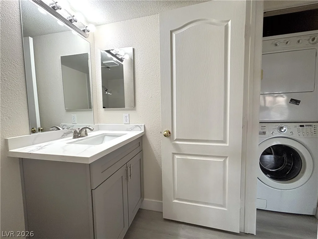 5125 Reno, Las Vegas, NV 89118