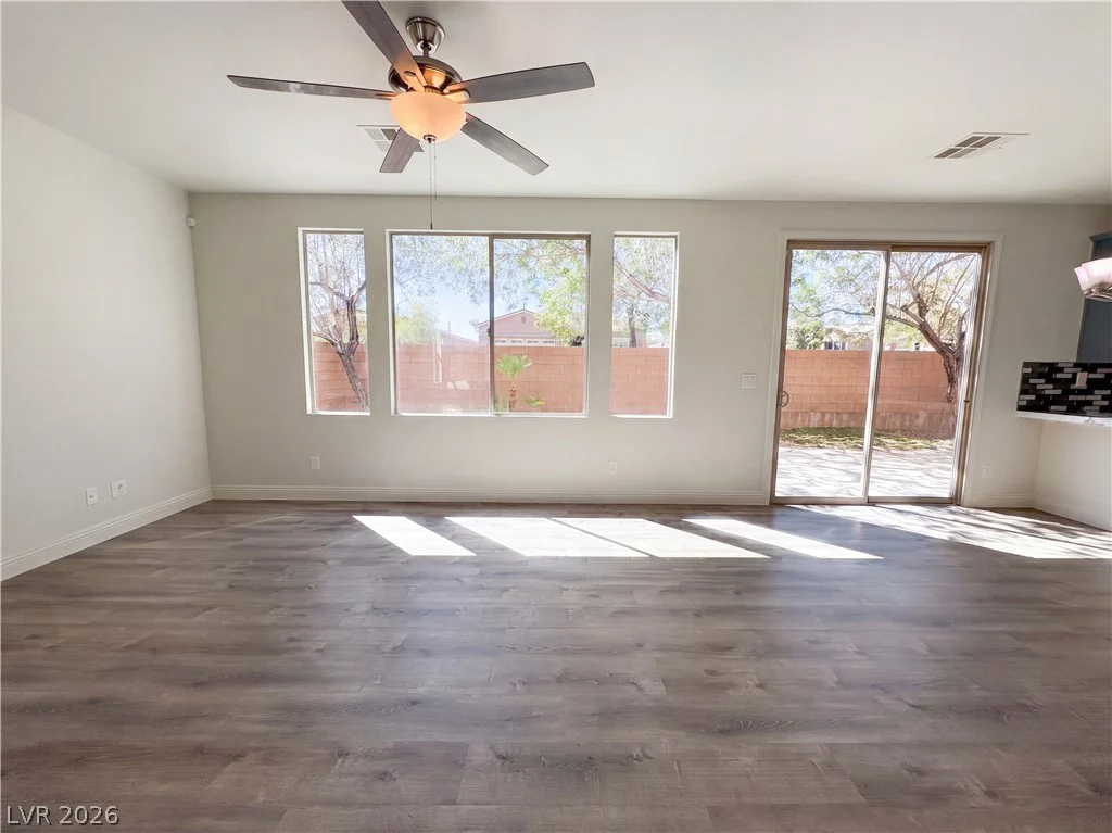 7319 Pepperbox, Las Vegas, NV 89179