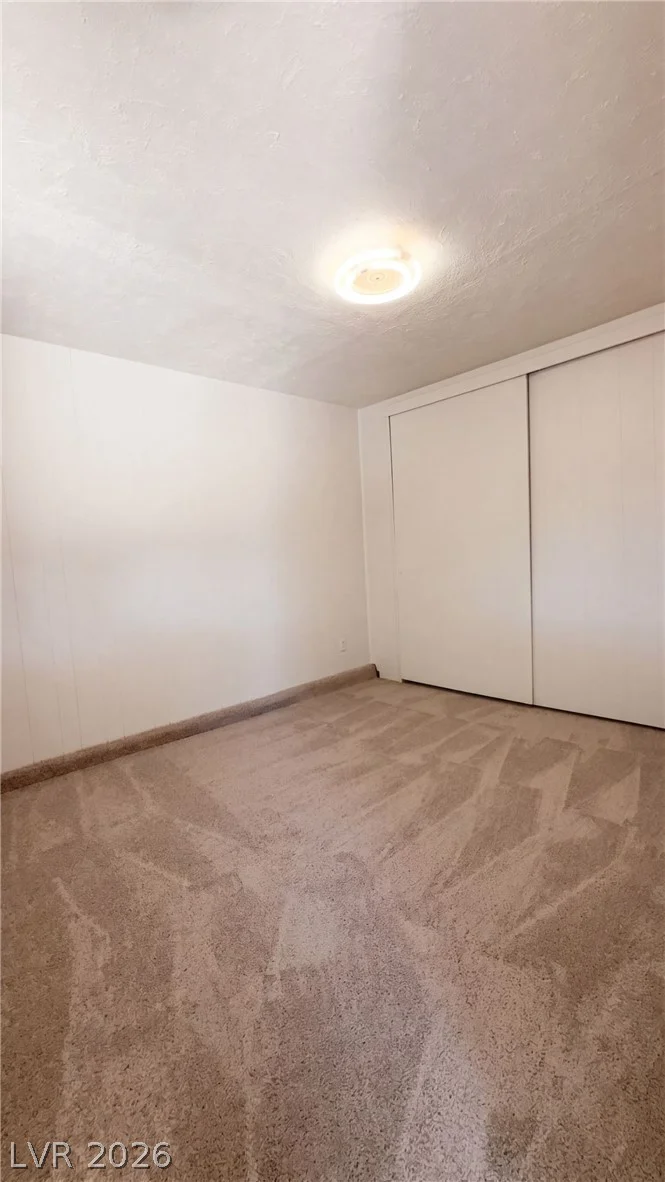 6121 Jones, Las Vegas, NV 89107